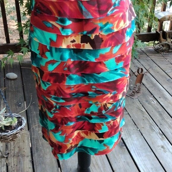 NWT NW Collections Layered Satin Dress - Picture 3 of 13